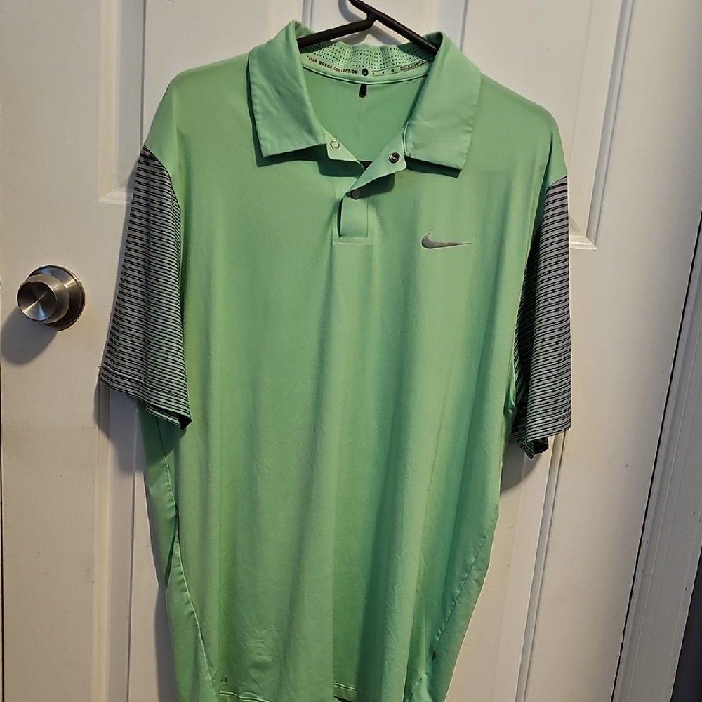 Nike Men's Mint Green Polo with Striped Sleeves